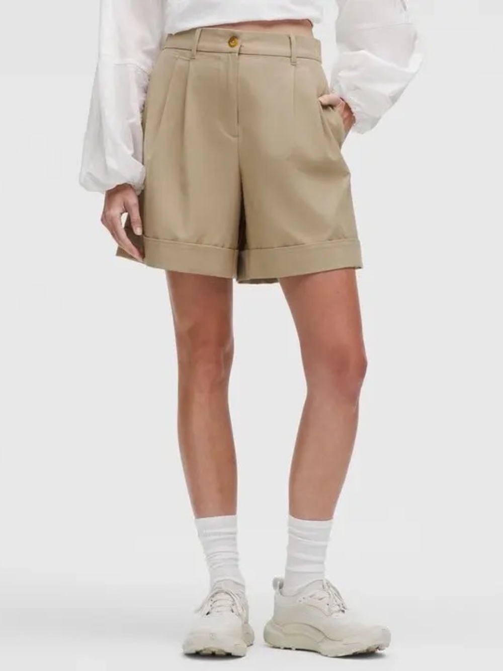 Lululemon Lululinen High-Rise Pleated Trouser Shorts Beige Size 23